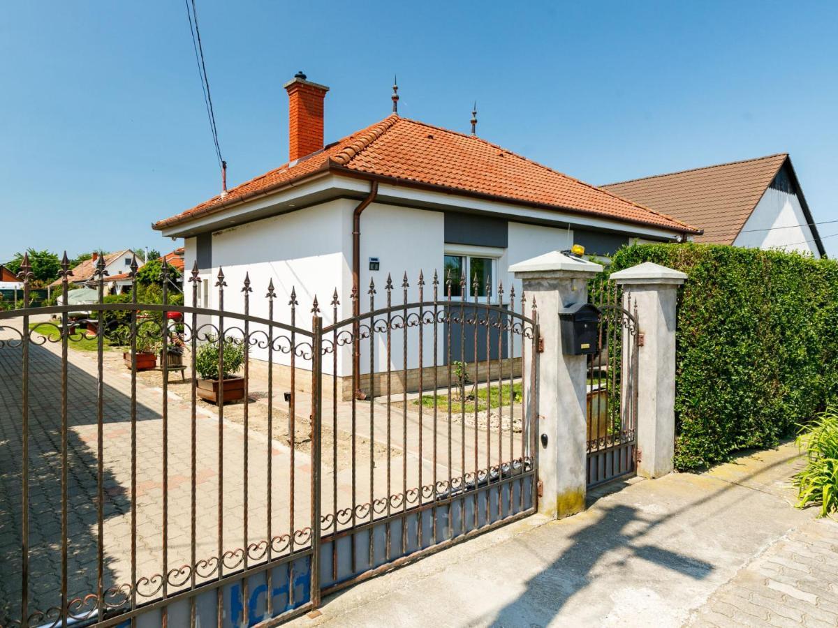 Holiday Home Ildiko By Interhome Balatonlelle Εξωτερικό φωτογραφία